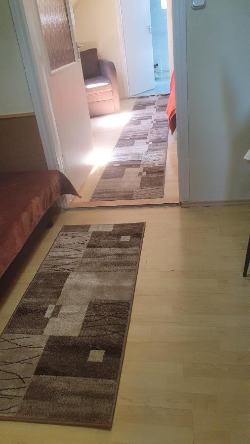 Székesfehérvár Ruttkai Vendeghaz 아파트 외부 사진